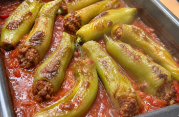 Тайната на най-вкусните пълнени чушки: Рецепта, която побеждава всяка друга!